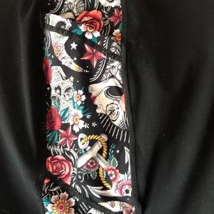 Torrid Active Capri Pants Size 4